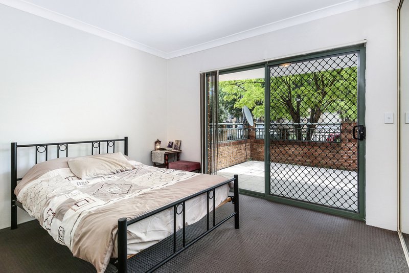 Photo - 15/61 Reynolds Avenue, Bankstown NSW 2200 - Image 4