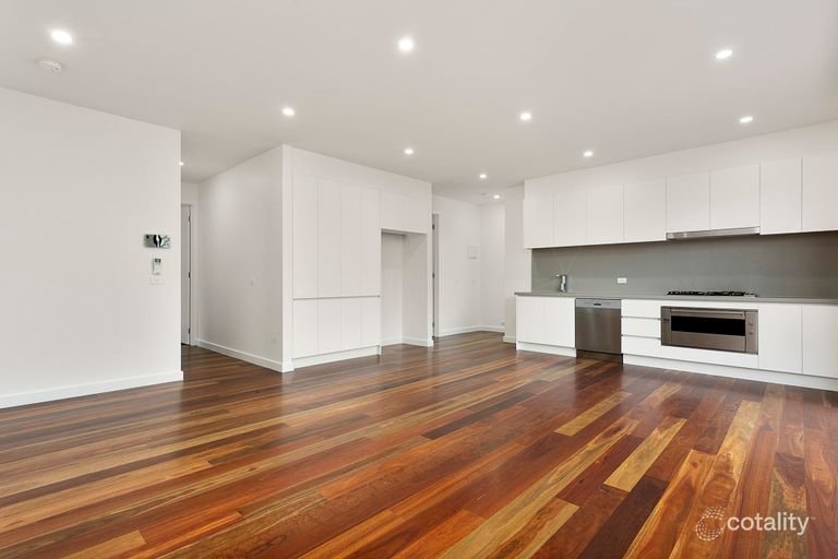 Photo - 1/563 Albion Street, Brunswick West VIC 3055 - Image 2