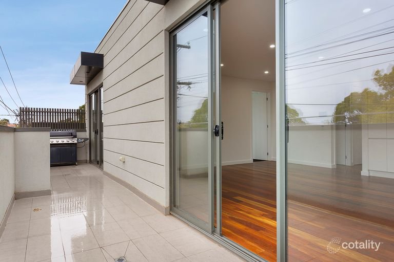 Photo - 1/563 Albion Street, Brunswick West VIC 3055 - Image 3