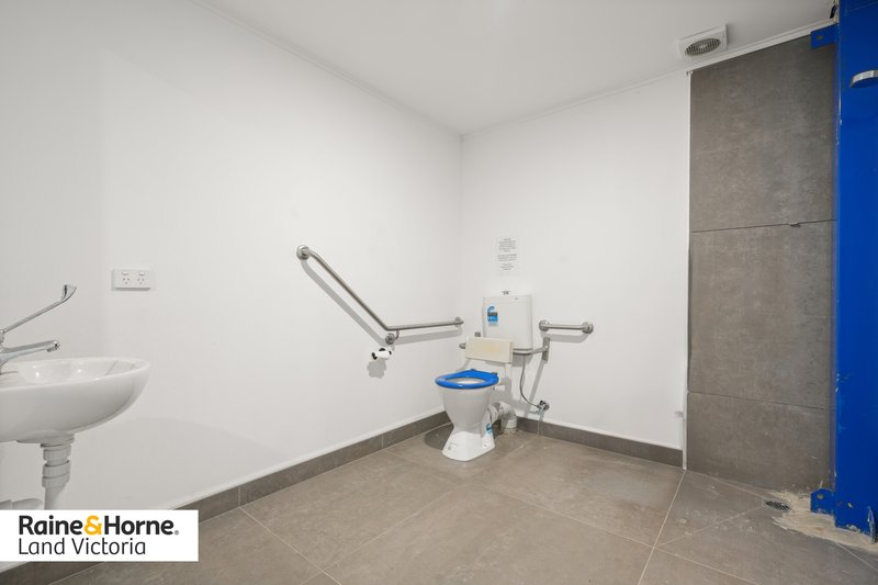 Photo - 15/63 Ricky Way, Epping VIC 3076 - Image 11