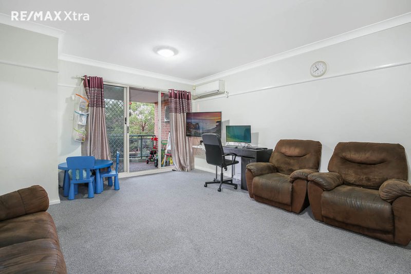 Photo - 15/64 Fullagar Road, Wentworthville NSW 2145 - Image 3