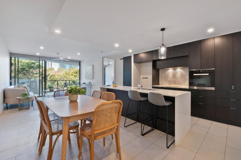 Photo - 15/66 Allen Street, Hamilton QLD 4007 - Image 4