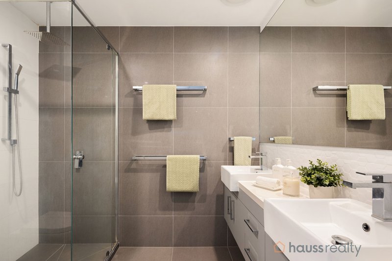Photo - 15/66 Lambert Road, Indooroopilly QLD 4068 - Image 8