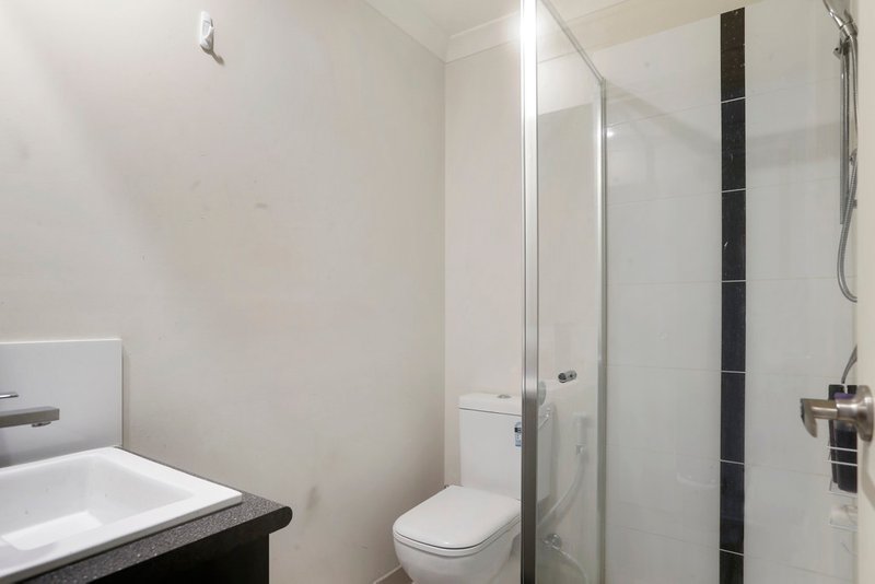 Photo - 15/69-71 Potter Street, Dandenong VIC 3175 - Image 6