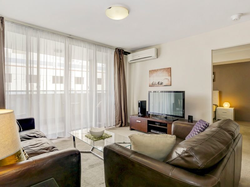 Photo - 15/69 Milligan Street, Perth WA 6000 - Image 6