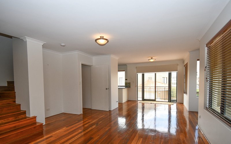 Photo - 15/69 Westview Parade, Wannanup WA 6210 - Image 4
