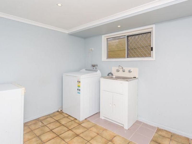 Photo - 157 Bedford Road, Andergrove QLD 4740 - Image 7