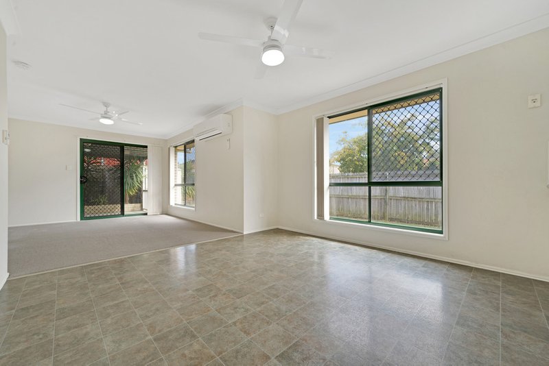 Photo - 15/7 Billabong Drive, Crestmead QLD 4132 - Image 3