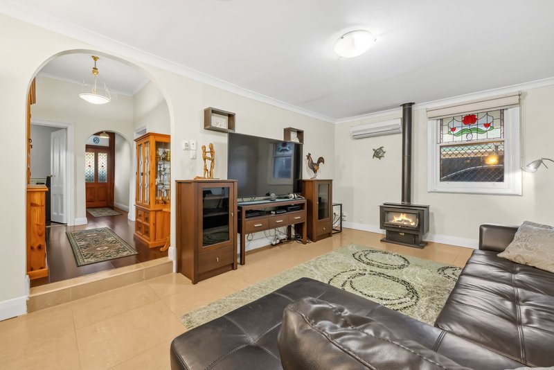 Photo - 157 Carlisle Street, Glanville SA 5015 - Image 2