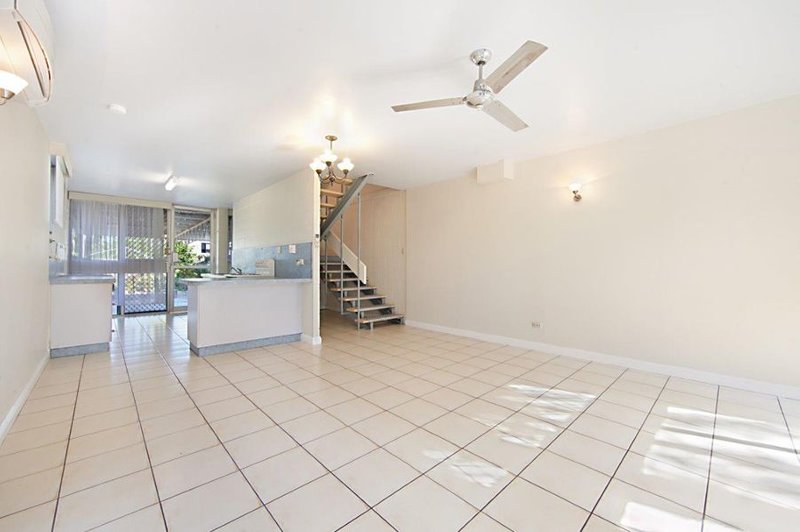 Photo - 1/57 Dyer Street, Pallarenda QLD 4810 - Image 3