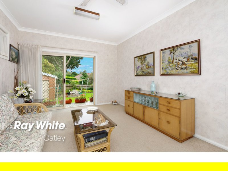 Photo - 157 Hurstville Road, Oatley NSW 2223 - Image 3