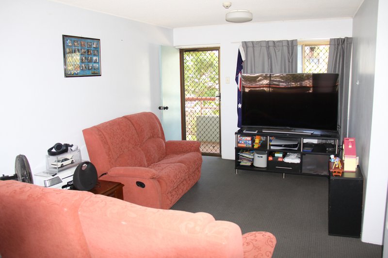 Photo - 15/7 Kent Street, West Gladstone QLD 4680 - Image 7