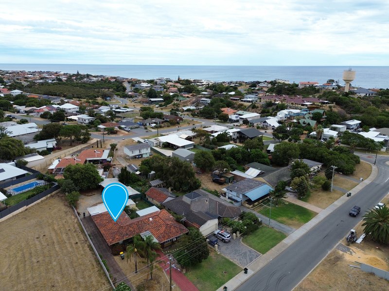 Photo - 1/57 Leighton Road, Halls Head WA 6210 - Image 23