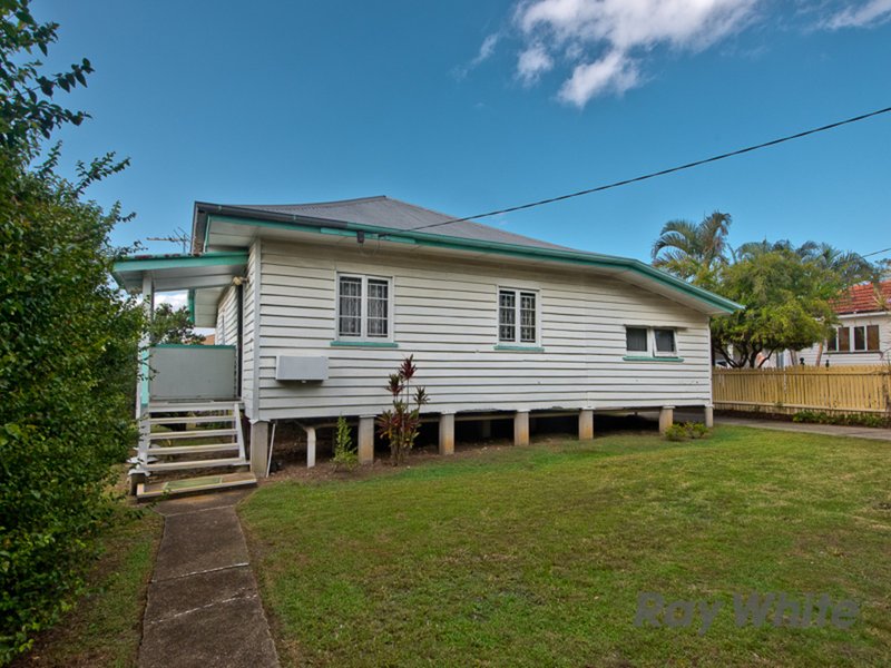 Photo - 157 Main Avenue, Wavell Heights QLD 4012 - Image 2