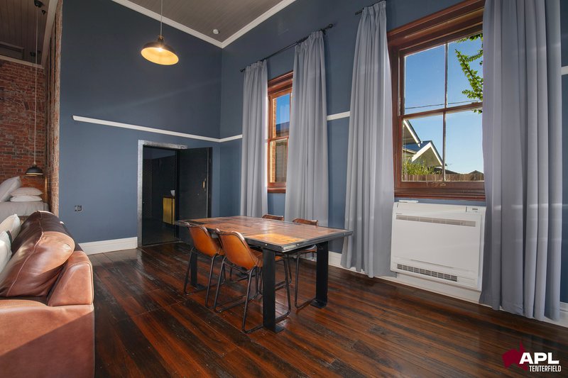 Photo - 157 Manners Street, Tenterfield NSW 2372 - Image 4