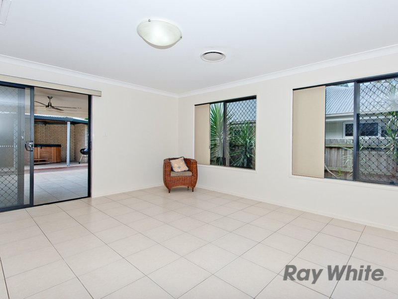 Photo - 157 Maundrell Terrace, Chermside West QLD 4032 - Image 8