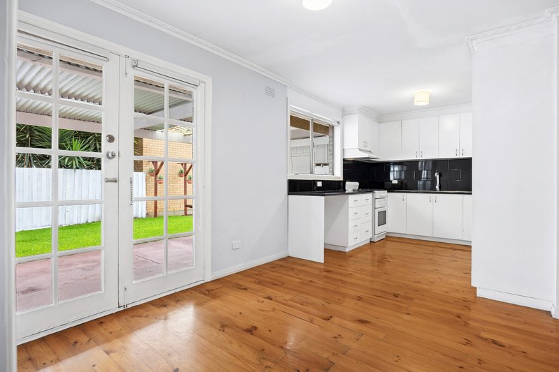 Photo - 1/57 Mcclelland Avenue, Lara VIC 3212 - Image 5