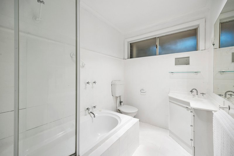 Photo - 1/57 Mcclelland Avenue, Lara VIC 3212 - Image 10
