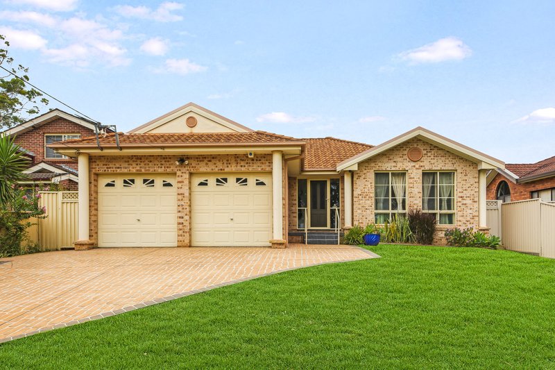 Photo - 157 Rex Road, Georges Hall NSW 2198 - Image 2