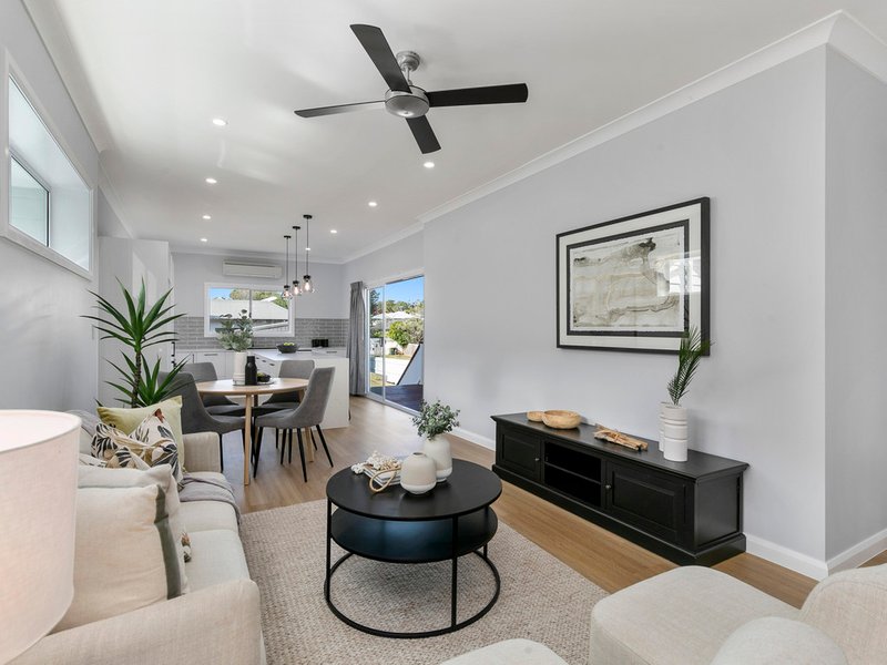 Photo - 157 Seville Road, Holland Park QLD 4121 - Image 9