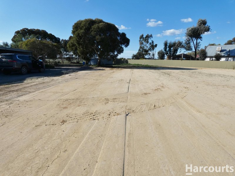 Photo - 157 Stawell Road, Horsham VIC 3400 - Image 16