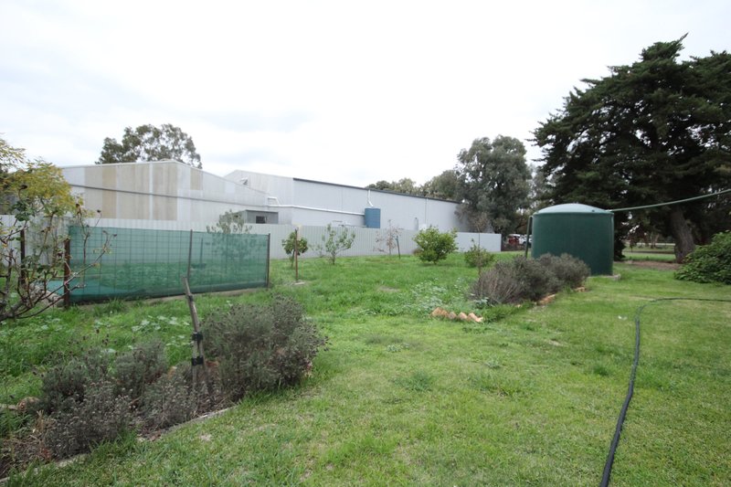 Photo - 157 Stawell Road, Horsham VIC 3400 - Image 13