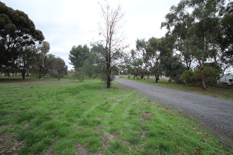 Photo - 157 Stawell Road, Horsham VIC 3400 - Image 15