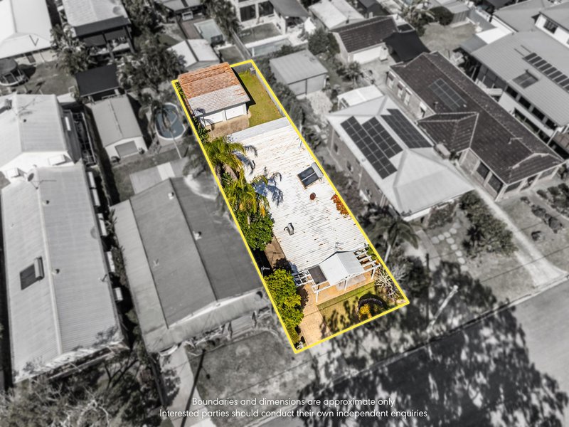Photo - 157 The Esplanade, Coombabah QLD 4216 - Image 22