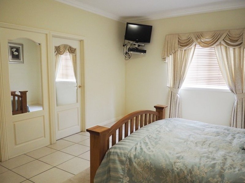 Photo - 157 West Street, Mount Isa QLD 4825 - Image 7