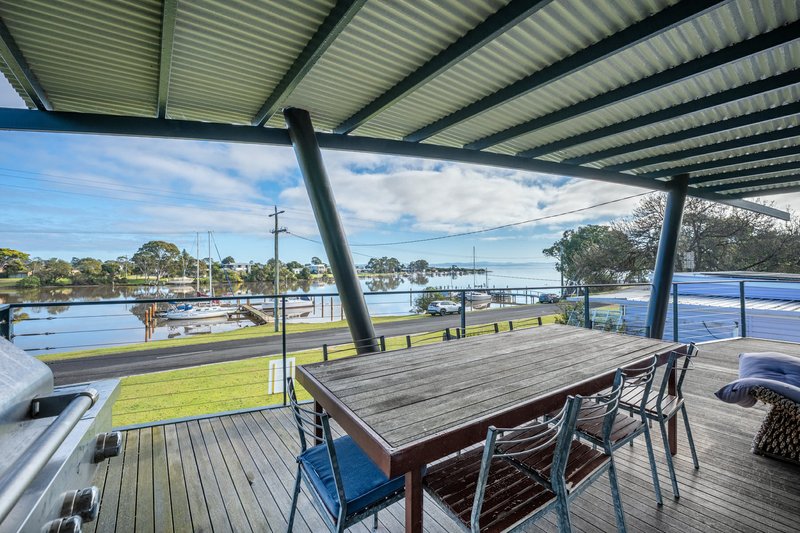 Photo - 157 Western Boulevard, Raymond Island VIC 3880 - Image 2