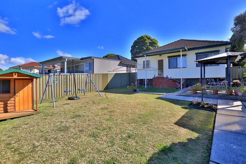 Photo - 157 Wycombe Street, Yagoona NSW 2199 - Image 8