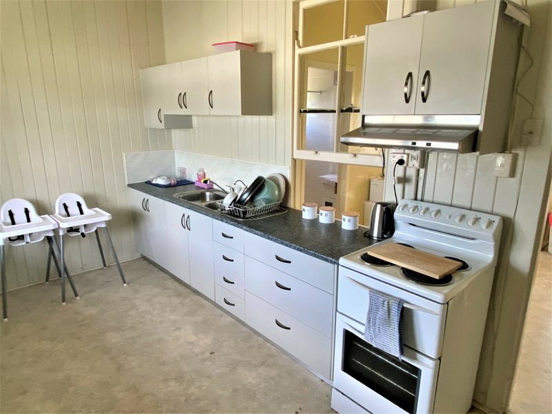 Photo - 157 Youngman Street, Kingaroy QLD 4610 - Image 3