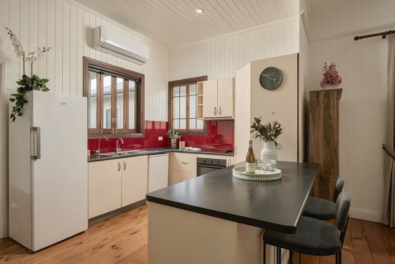 Photo - 1570 Sandgate Road, Virginia QLD 4014 - Image 7