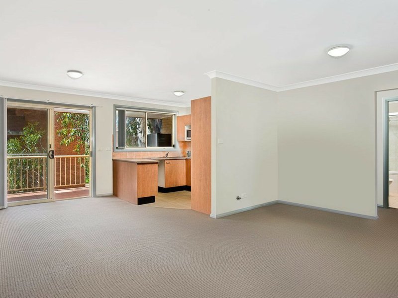 Photo - 15/71-73 Saddington Street, St Marys NSW 2760 - Image 2