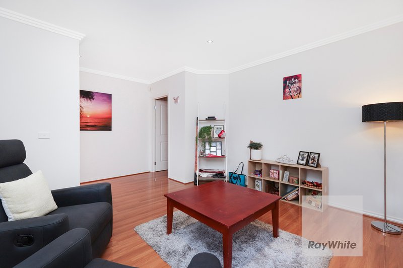 Photo - 15/72-74 Hillcrest Drive, Westmeadows VIC 3049 - Image 3