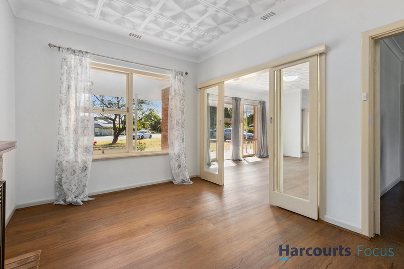 Photo - 1572 Albany Highway, Beckenham WA 6107 - Image 6