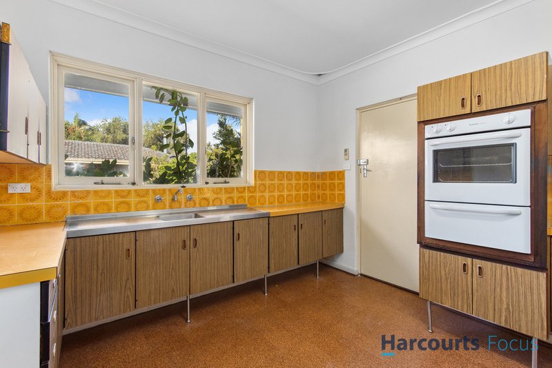 Photo - 1572 Albany Highway, Beckenham WA 6107 - Image 16