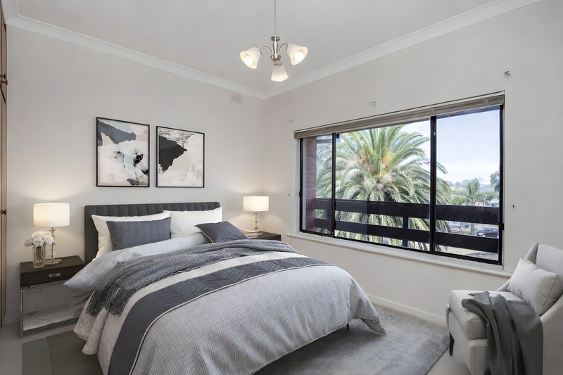 Photo - 1/573 Lower North East Road, Campbelltown SA 5074 - Image 3