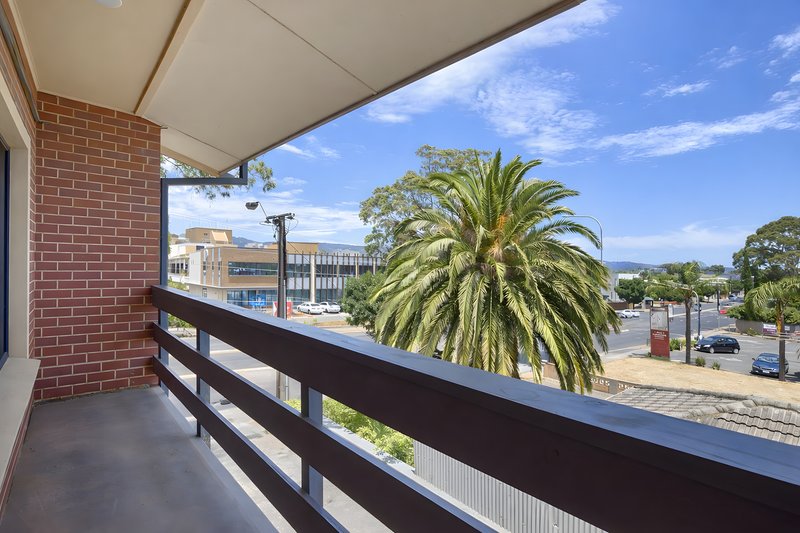 Photo - 1/573 Lower North East Road, Campbelltown SA 5074 - Image 4