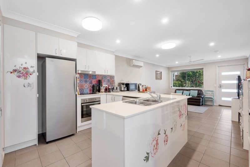 Photo - 15/73 Sovereign Circuit, Glenfield NSW 2167 - Image 7