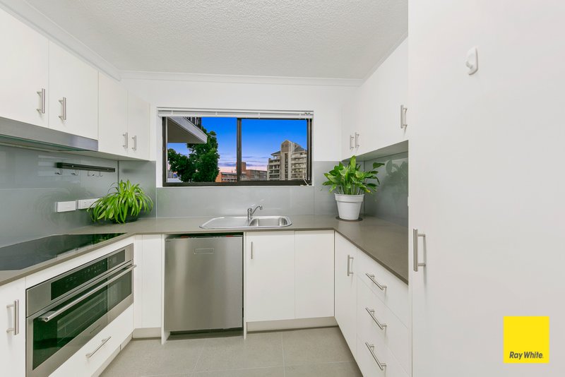 Photo - 15/75 Thorn Street, Kangaroo Point QLD 4169 - Image 3