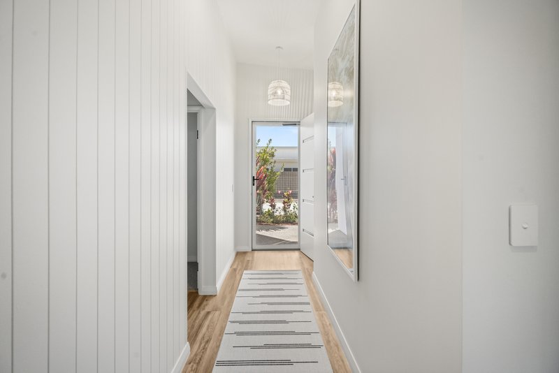 Photo - 15/77 Spring Way, , Nikenbah QLD 4655 - Image 2