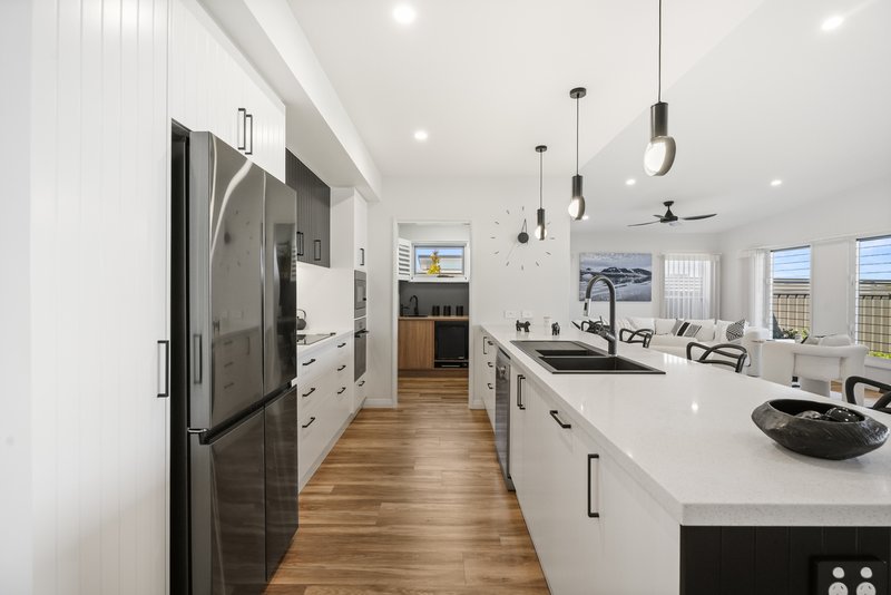Photo - 15/77 Spring Way, , Nikenbah QLD 4655 - Image 4