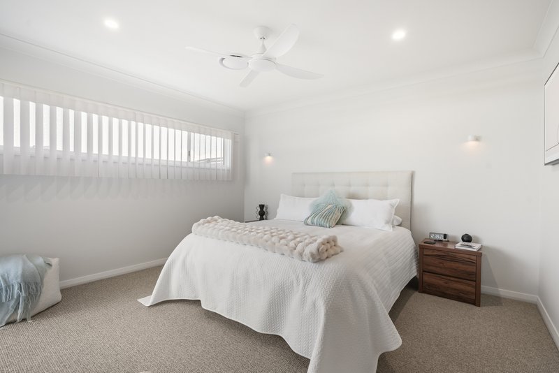 Photo - 15/77 Spring Way, , Nikenbah QLD 4655 - Image 10