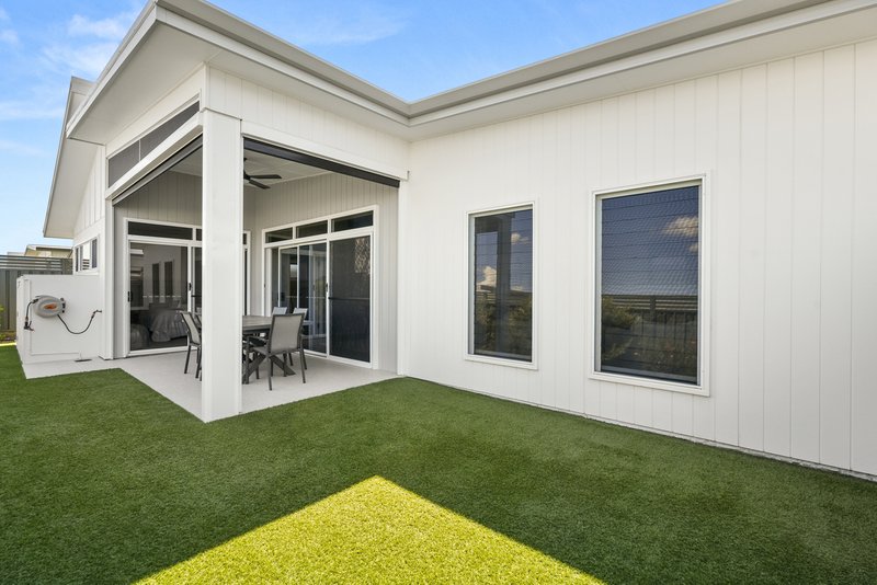 Photo - 15/77 Spring Way, , Nikenbah QLD 4655 - Image 19