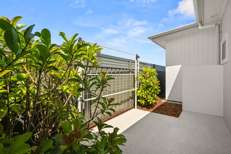 Photo - 15/77 Spring Way, , Nikenbah QLD 4655 - Image 21