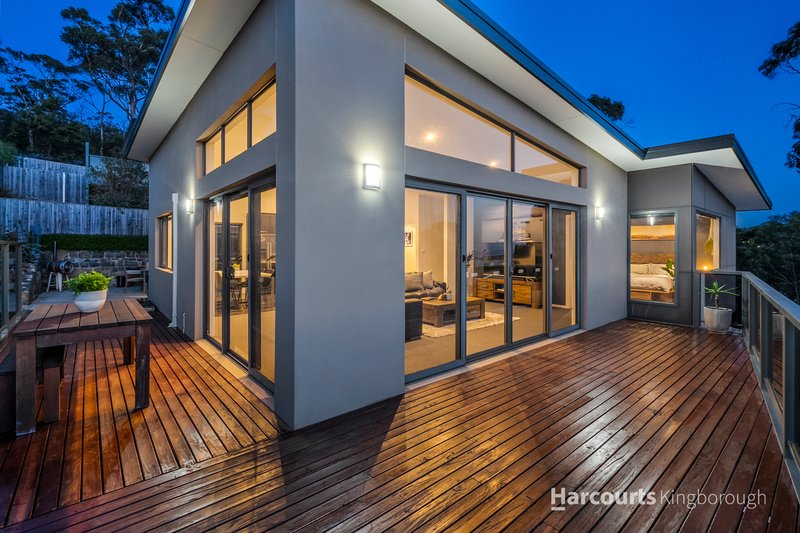 Photo - 1/578 Oceana Drive, Howrah TAS 7018 - Image 3