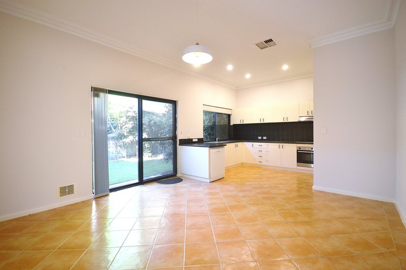 Photo - 157A Seventh Avenue, Inglewood WA 6052 - Image 3