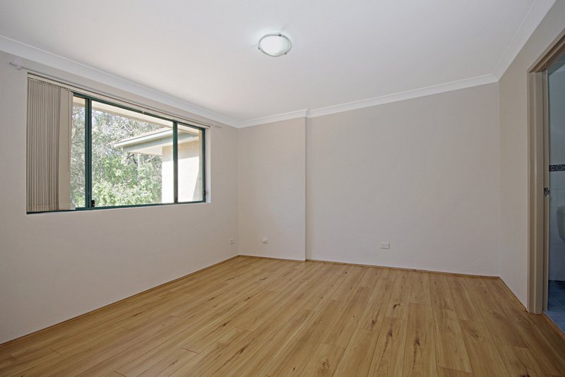 Photo - 15/8-10 Chertsey Ave , Bankstown NSW 2200 - Image 5