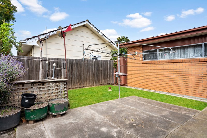 Photo - 158 Centre Dandenong Road, Cheltenham VIC 3192 - Image 8